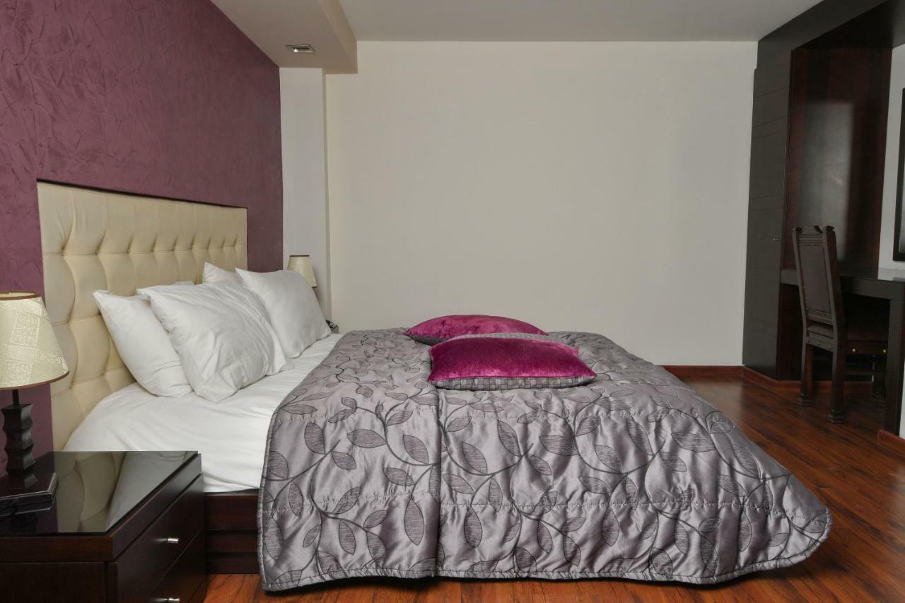 Hollywood Inn Boutique Hotel จูนิเย ภายนอก รูปภาพ