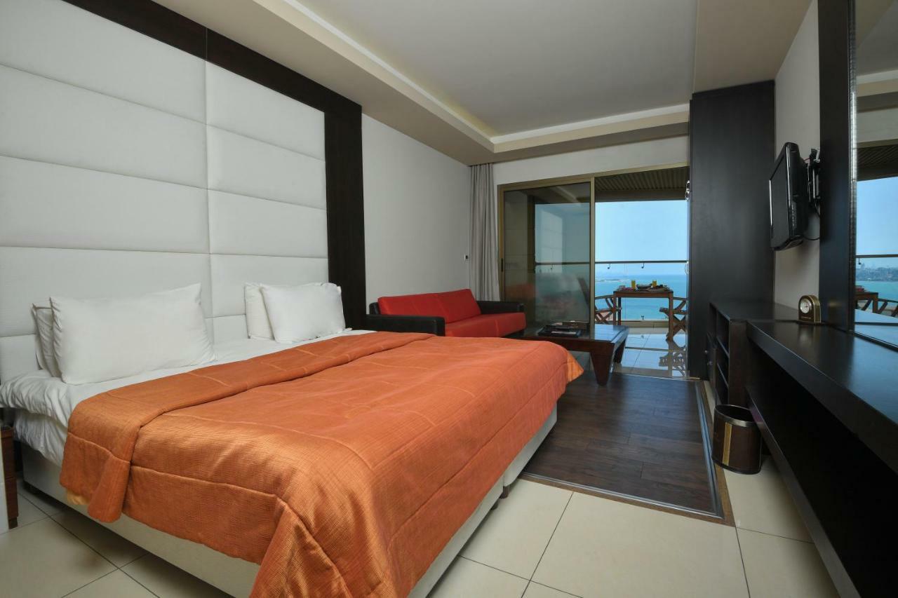 Hollywood Inn Boutique Hotel จูนิเย ภายนอก รูปภาพ