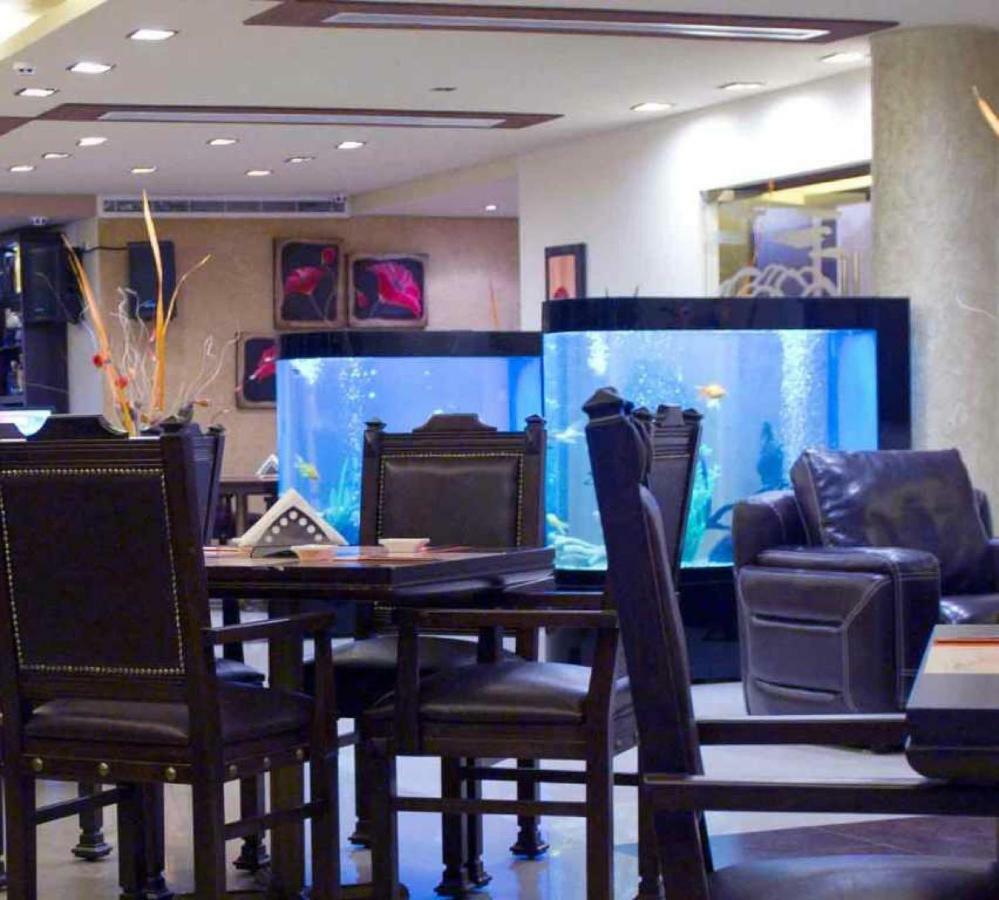 Hollywood Inn Boutique Hotel จูนิเย ภายนอก รูปภาพ