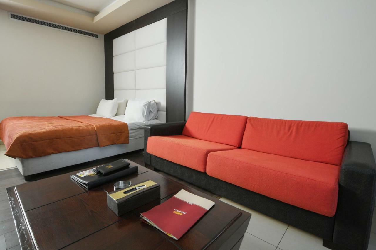 Hollywood Inn Boutique Hotel จูนิเย ภายนอก รูปภาพ