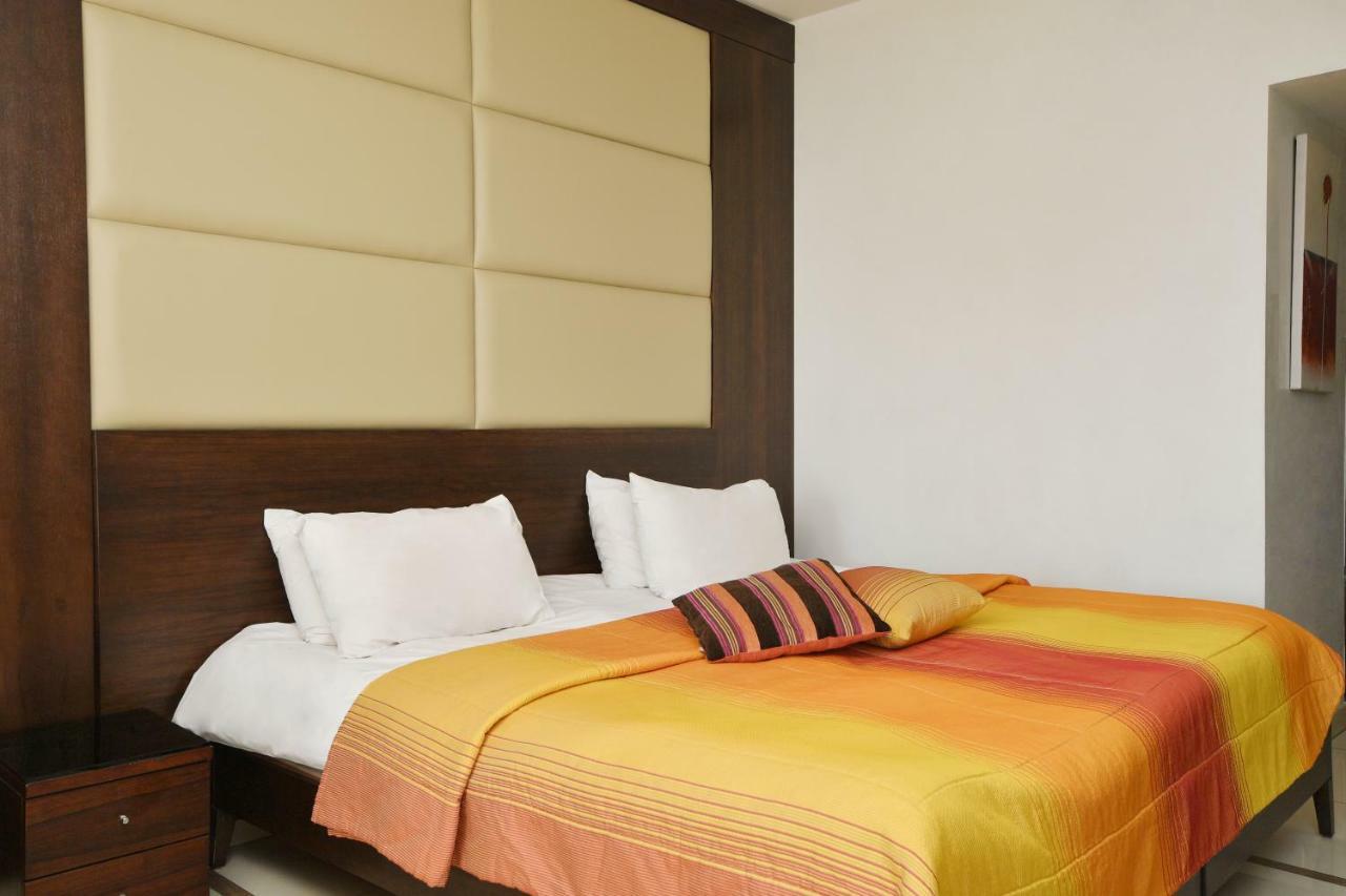 Hollywood Inn Boutique Hotel จูนิเย ภายนอก รูปภาพ